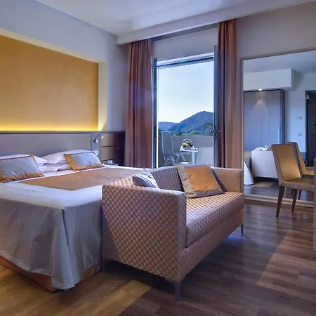 Hotel Bristol Buja-2